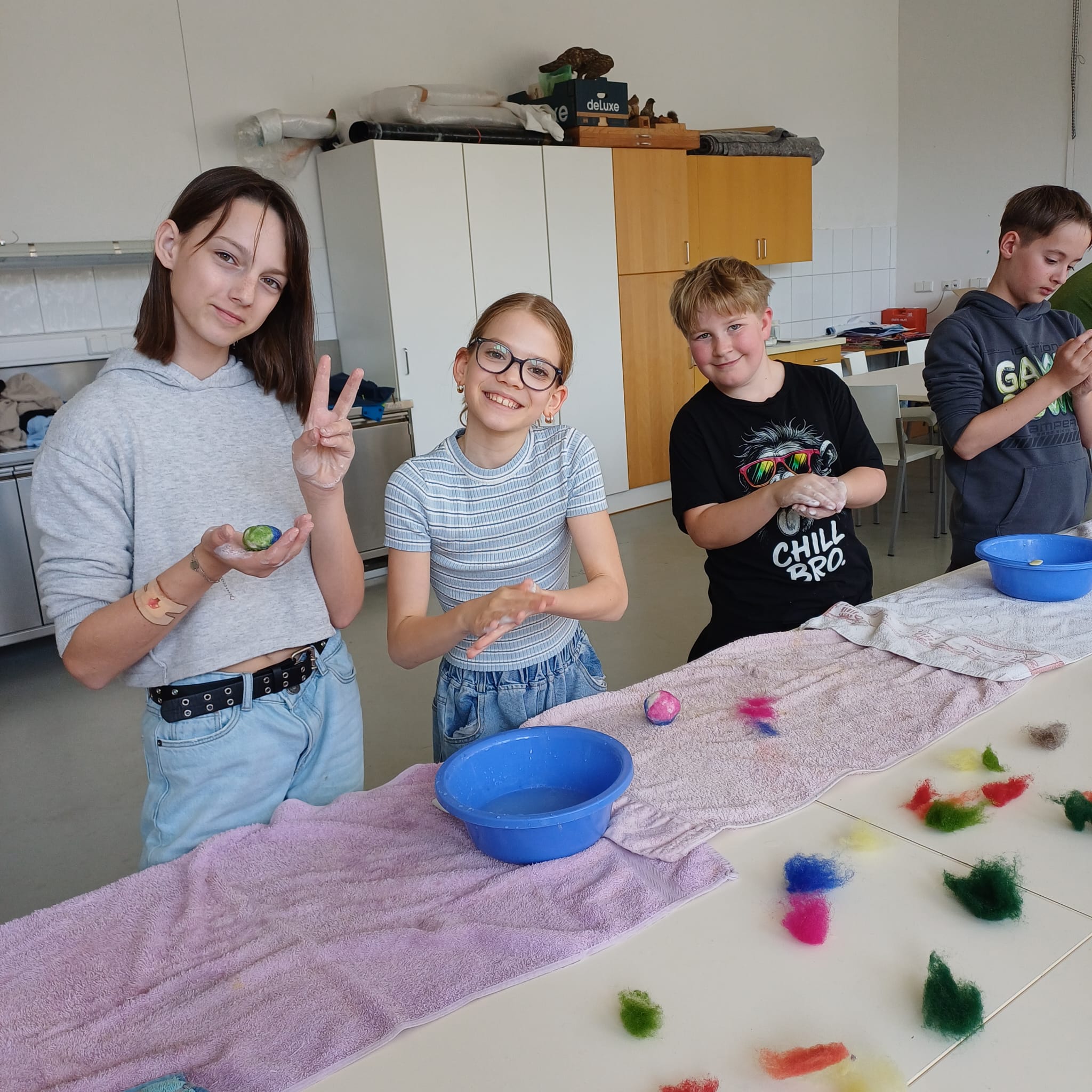 1. Klasse besucht das Textile Zentrum